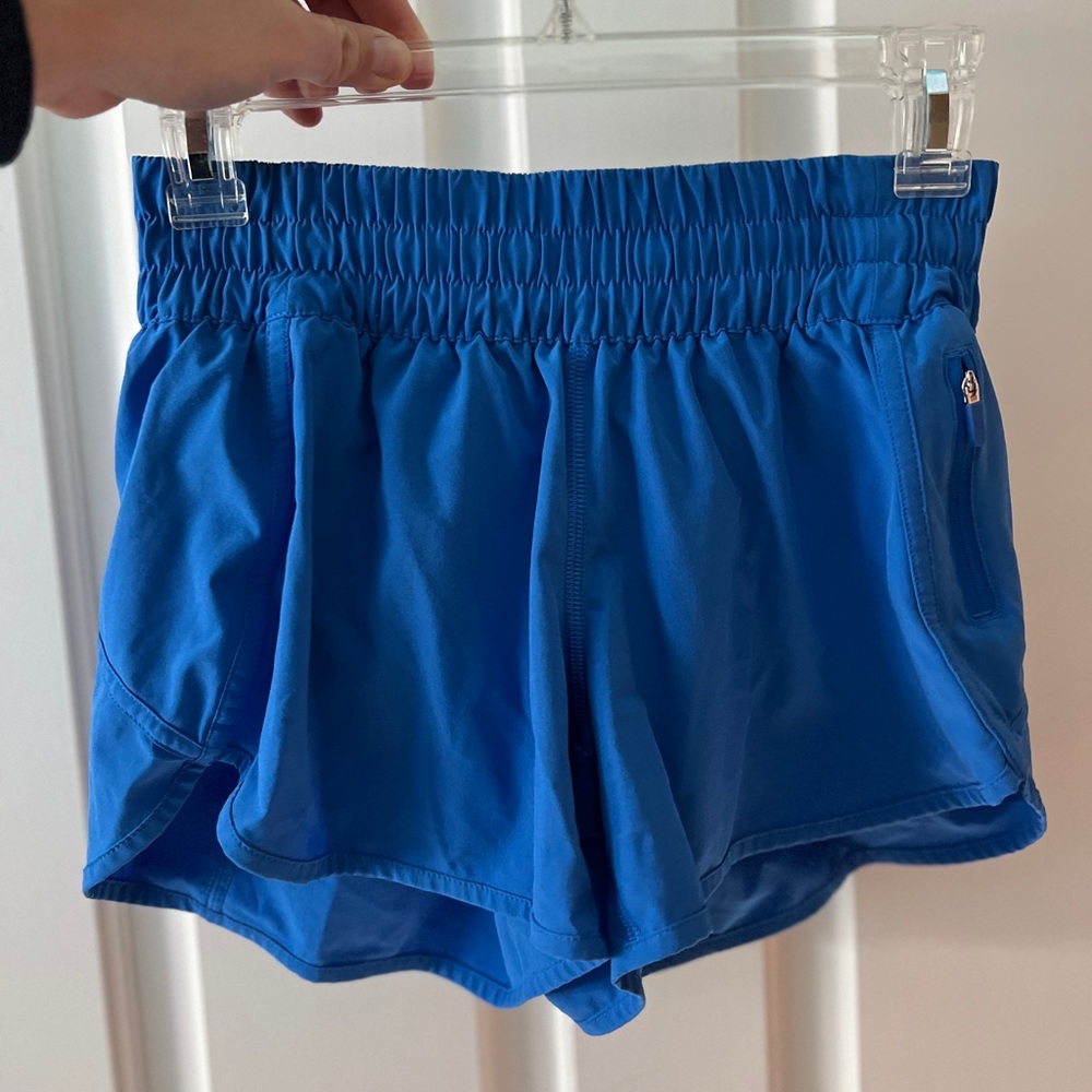 Lululemon Tracker Short Cobalt Blue Size 6